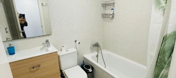2 chambres Appartement à Alicante, Spain No. 110597 5