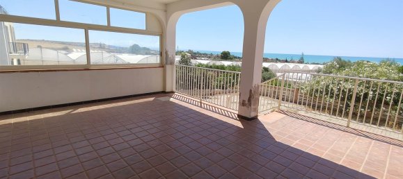 4 bedrooms House in Licata, Italy No. 260382 10