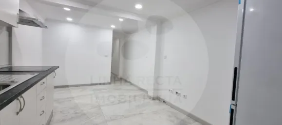 Коммерческая недвижимость 46м² в Корройюш, Португалия № 102593 13