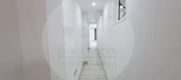 Коммерческая недвижимость 46м² в Корройюш, Португалия № 102593 5