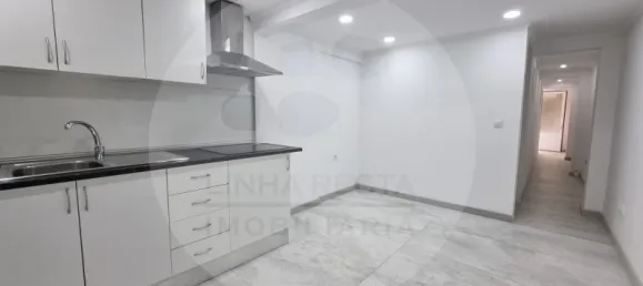 Коммерческая недвижимость 46м² в Корройюш, Португалия № 102593 3