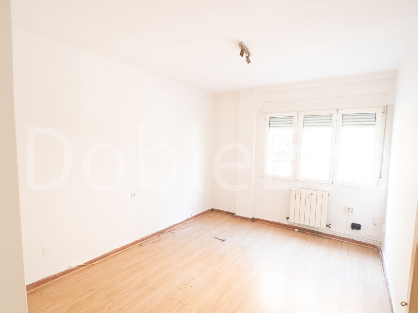 Apartamento de 2 dormitorios en Gijón, Spain No. 211633