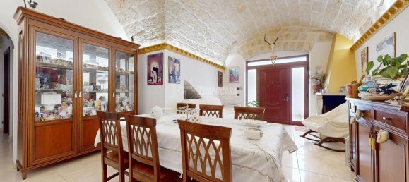 4 rooms House in Mola di Bari, Italy No. 102819 11