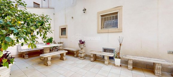 4 rooms House in Mola di Bari, Italy No. 102819 16