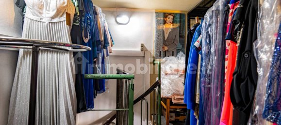 1 room Commercial property in Turin, Italy No. 170355 9
