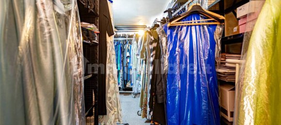 1 room Commercial property in Turin, Italy No. 170355 11