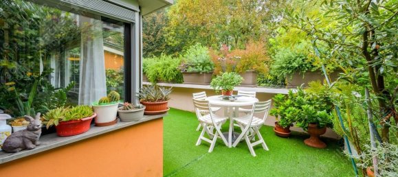 5 bedrooms Apartment in Modena, Italy No. 372359 34