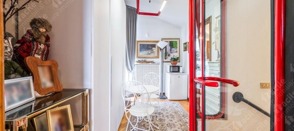 5 bedrooms Apartment in Modena, Italy No. 372359 40