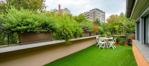 5 bedrooms Apartment in Modena, Italy No. 372359 36