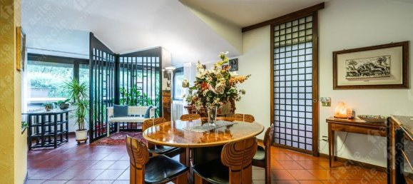 5 bedrooms Apartment in Modena, Italy No. 372359 14