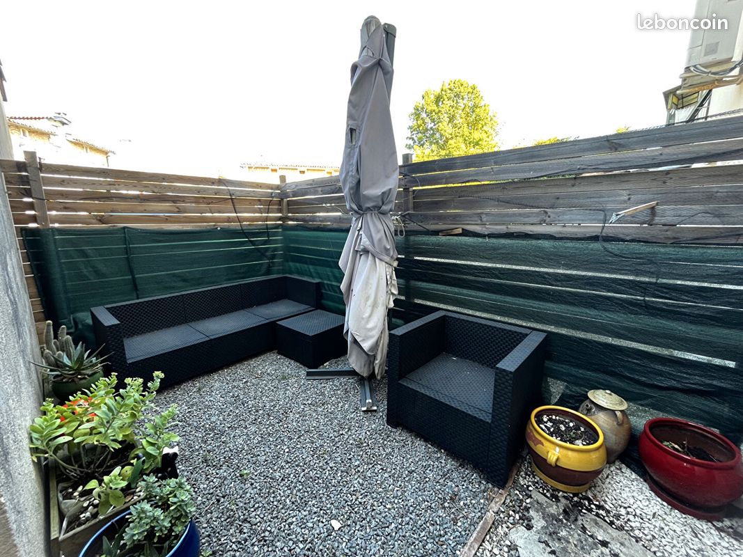 3 bedrooms House in Caussade, France No. 284319