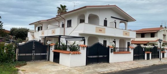 3-Zimmer Haus in Ardea, Italy, Nr. 256891 15