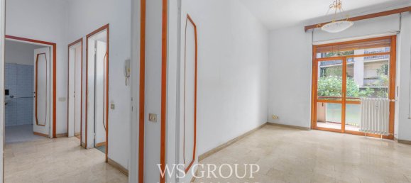 3 rooms Apartment in Monza, Italy No. 269552 4