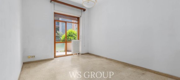 3 rooms Apartment in Monza, Italy No. 269552 7