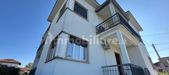 4 bedrooms Villa in Oleggio, Italy No. 265001 38