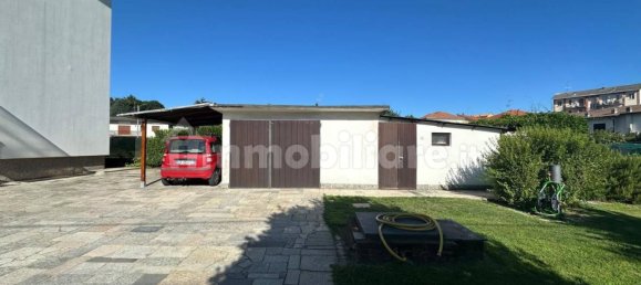 4 bedrooms Villa in Oleggio, Italy No. 265001 36