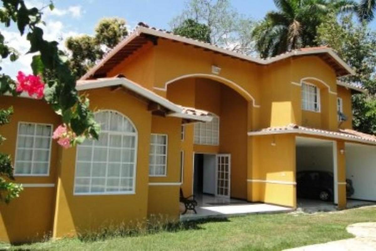 5 bedrooms House in Antioquia, Colombia No. 9437