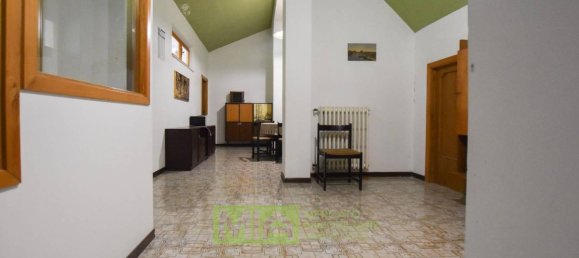 4 bedrooms Villa in Force, Italy No. 298014 31