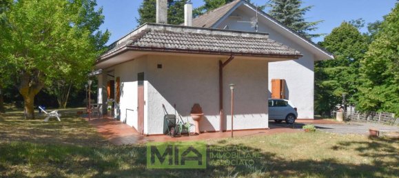 4 bedrooms Villa in Force, Italy No. 298014 3