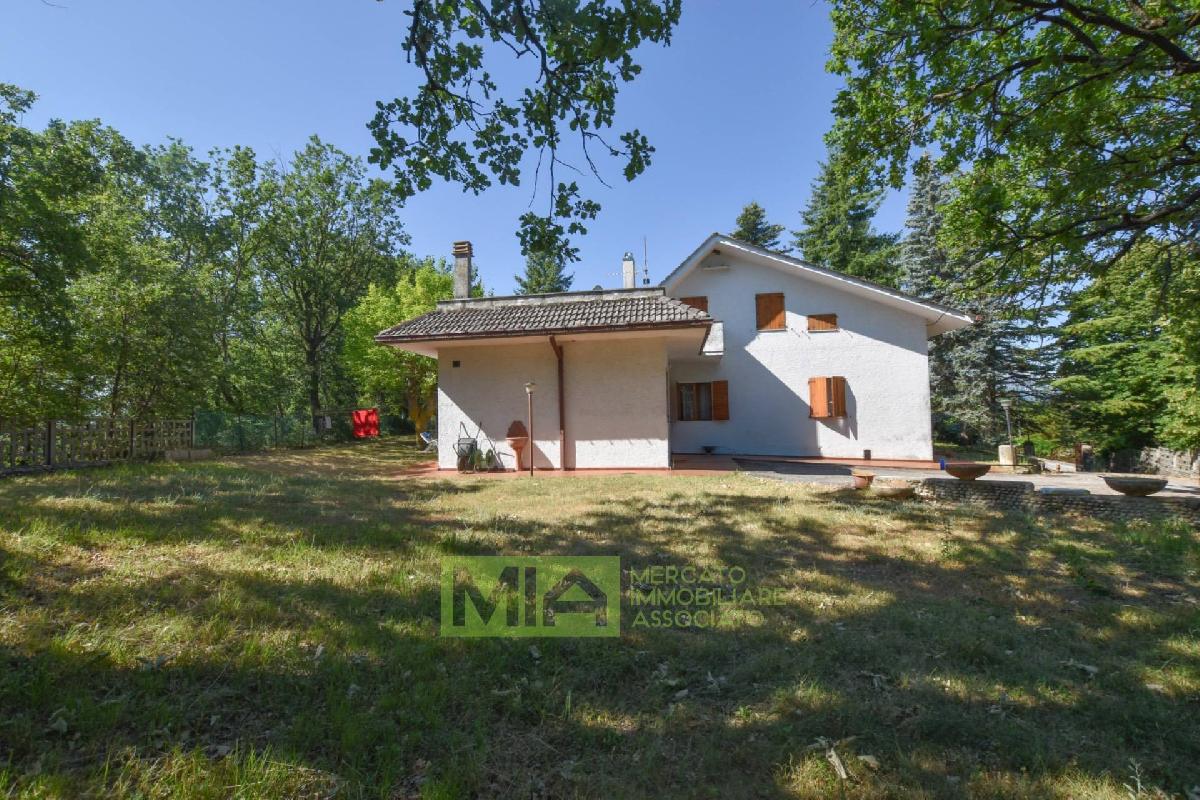 4 bedrooms Villa in Force, Italy No. 298014