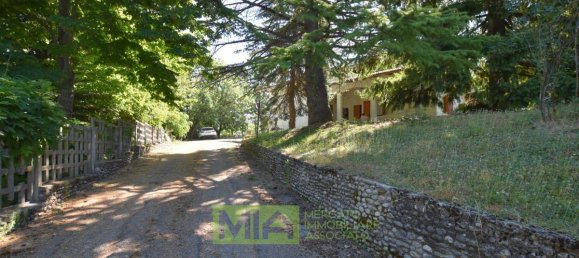 4 bedrooms Villa in Force, Italy No. 298014 12