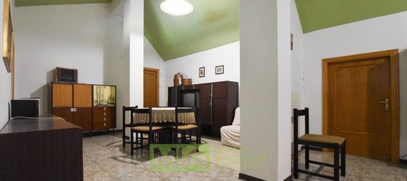 4 bedrooms Villa in Force, Italy No. 298014 32