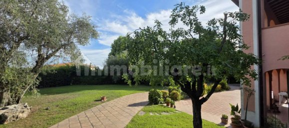 4 bedrooms Villa in Formello, Italy No. 286501 3