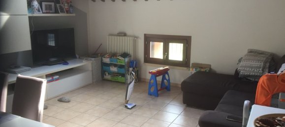 Apartamento de 3 divisões em Isola della Scala, Italy N.º 72919 3