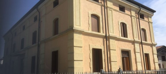 Apartamento de 3 divisões em Isola della Scala, Italy N.º 72919 9