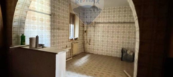 Дом с 10 комнатами в Мелилли, Италия № 72198 9