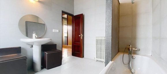 4 bedrooms House in Oviedo, Spain No. 151464 34