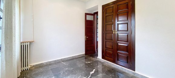 4 bedrooms House in Oviedo, Spain No. 151464 7