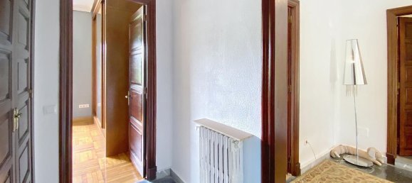 4 bedrooms House in Oviedo, Spain No. 151464 29