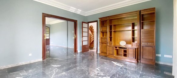 4 bedrooms House in Oviedo, Spain No. 151464 9