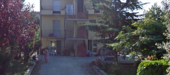 4 bedrooms Apartment in Collazzone, Italy No. 370796 19