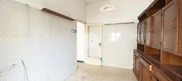 6 rooms Apartment in Viterbo, Italy No. 237760 13