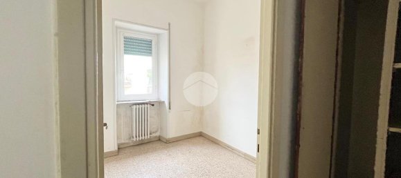 6 rooms Apartment in Viterbo, Italy No. 237760 14