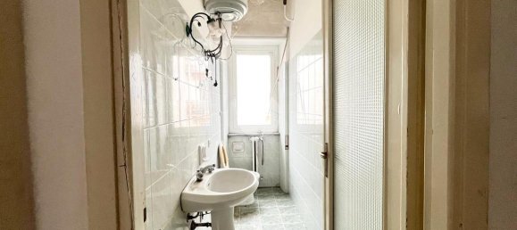 6 rooms Apartment in Viterbo, Italy No. 237760 17