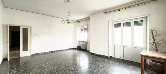 6 rooms Apartment in Viterbo, Italy No. 237760 4