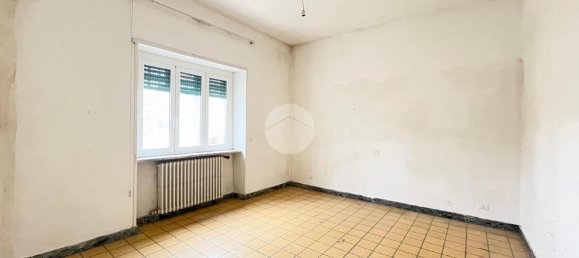 6 rooms Apartment in Viterbo, Italy No. 237760 22