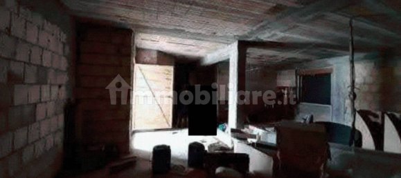 2 Schlafzimmer Wohnung in Sulmona, Italy, Nr. 278581 3