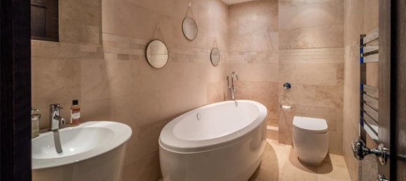 6 bedrooms House in Hampstead, United Kingdom No. 5339 19