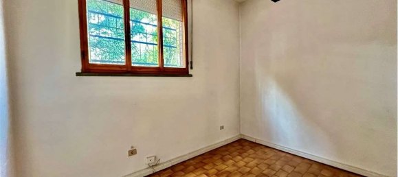 2 rooms Commercial property in Carpi, Italy No. 88393 5