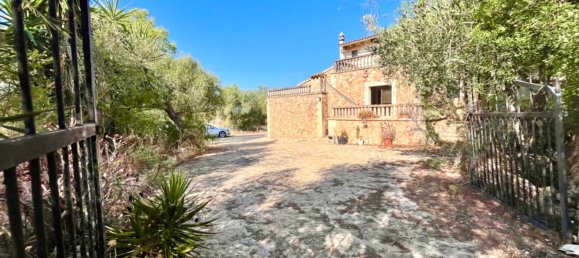 4 bedrooms House in Campos, Spain No. 188902 11