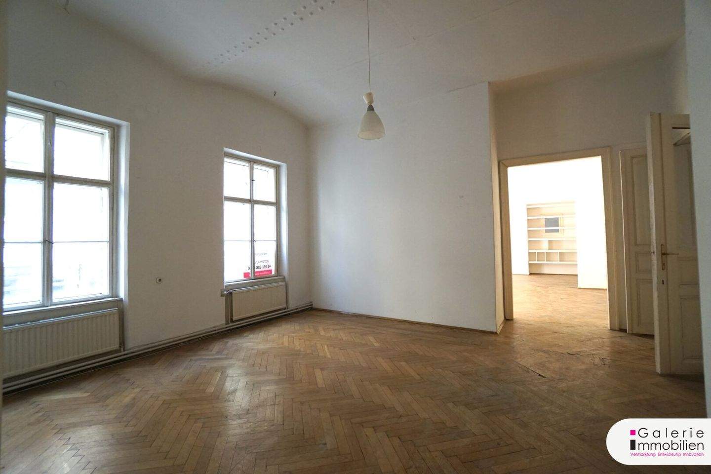 6غرفة شقة في Neubau, Austria رقم 132123