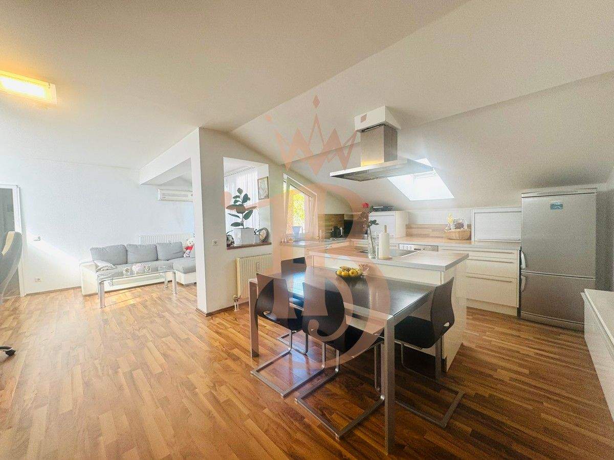 Apartamento de 3 habitaciónes en Klagenfurt am Worthersee, Austria No. 187884