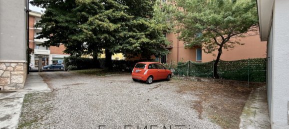 Studio in Verona, Italy No. 328041 15