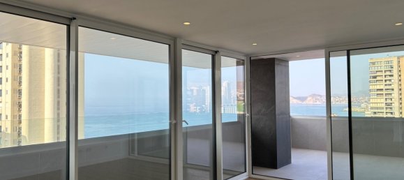 3 bedrooms Apartment in Benidorm, Spain No. 284313 9