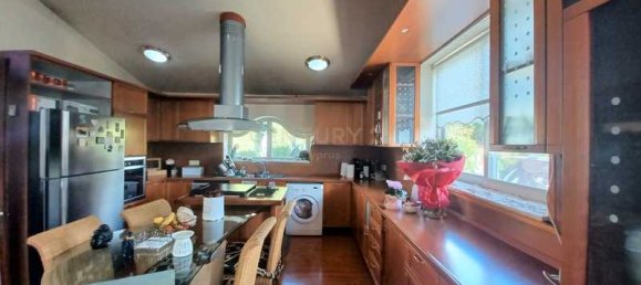 Дом с 5 спальнями в Агиос Афанасиос, Кипр № 7626 16