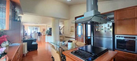 Дом с 5 спальнями в Агиос Афанасиос, Кипр № 7626 10